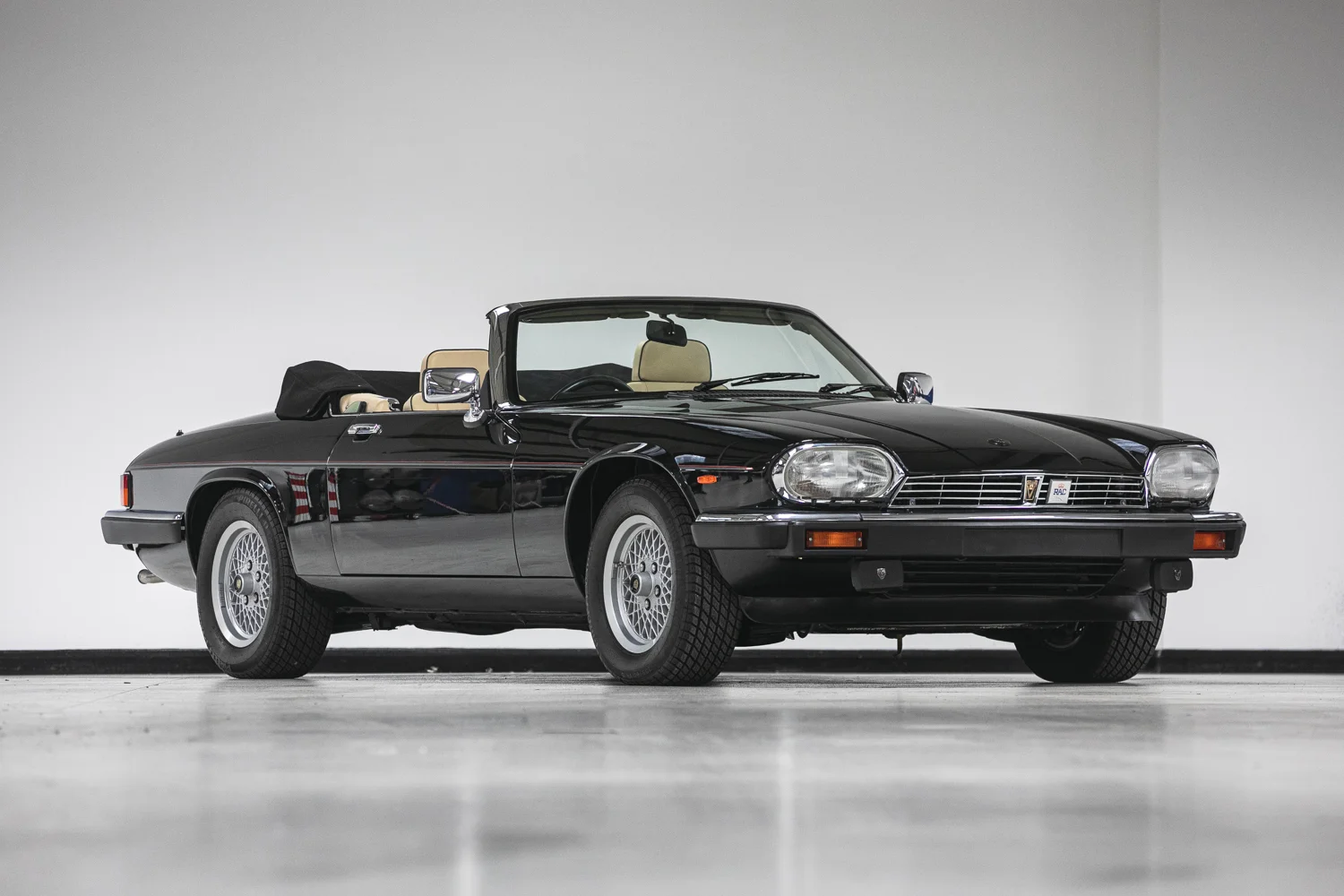 1989 Jaguar XJ-S 5.3 V12 Convertible - 100 miles